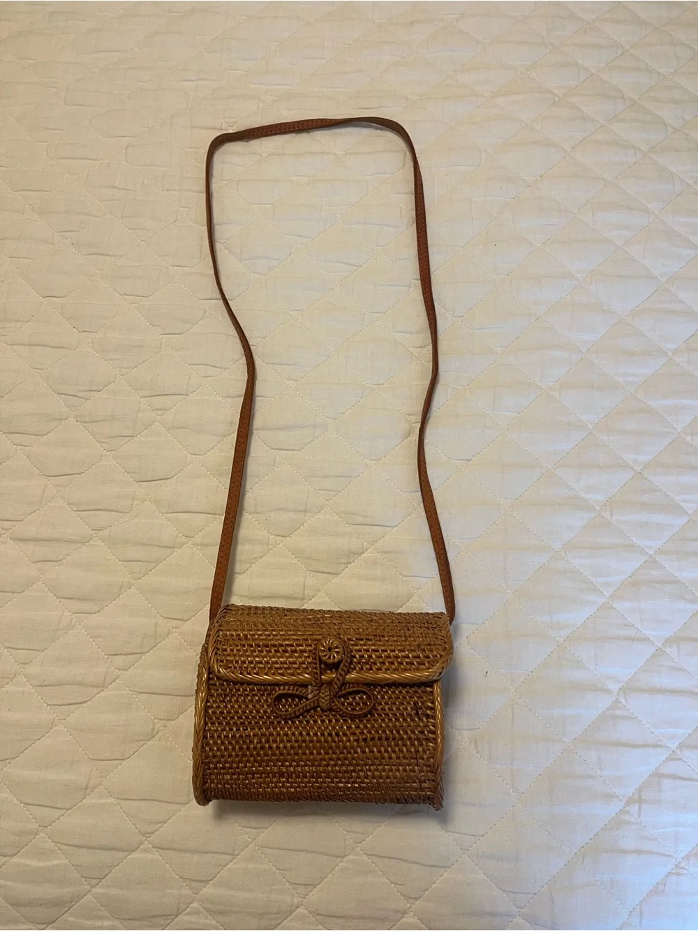 Bembien Woven Straw Crossbody Bag - Tan